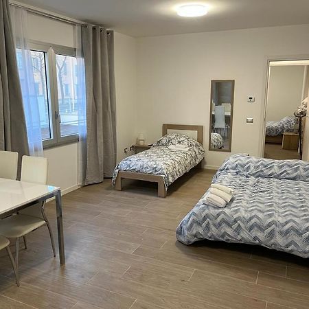 Appartamento La Lupa Plasencia Exterior foto