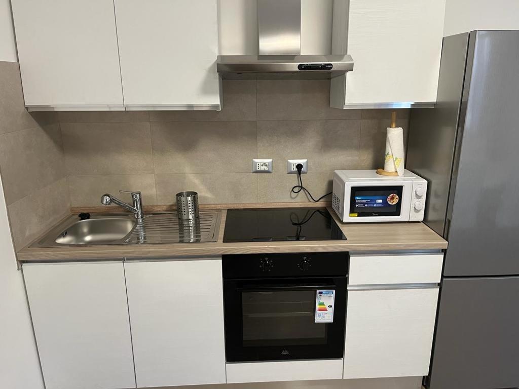 Appartamento La Lupa Plasencia Exterior foto