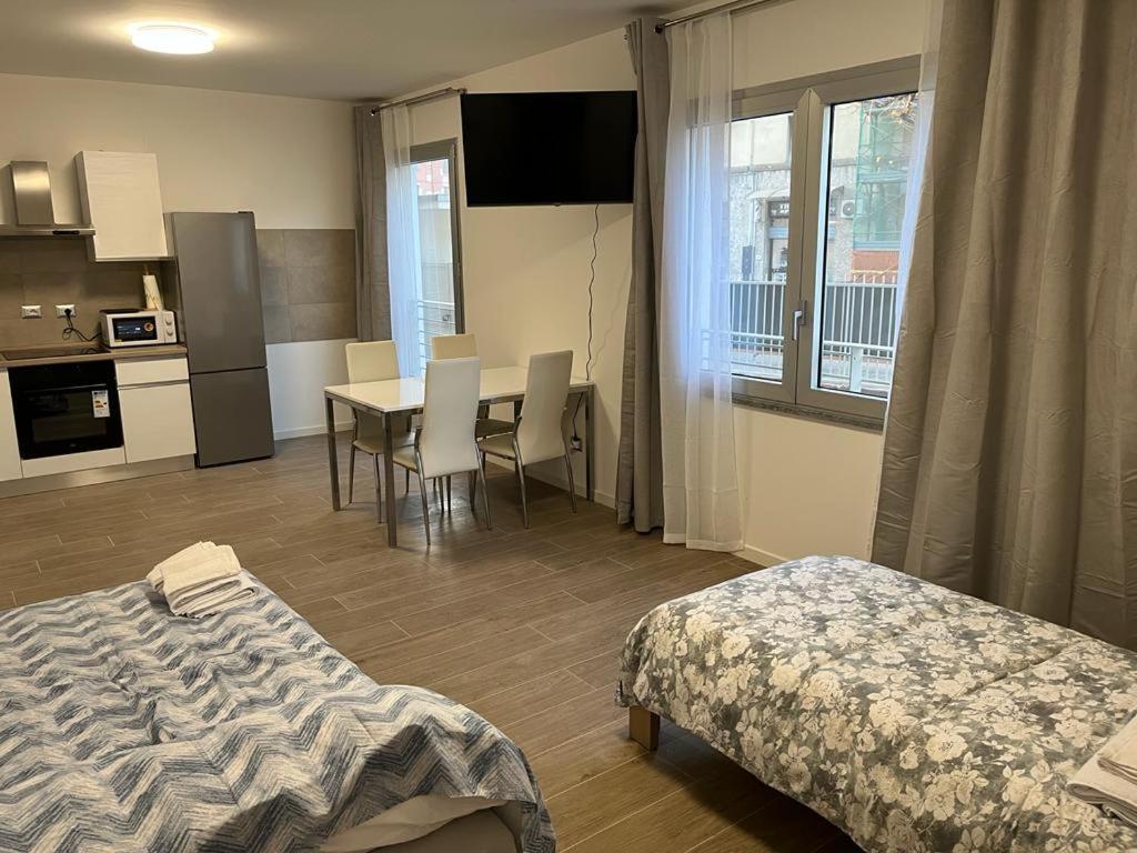 Appartamento La Lupa Plasencia Exterior foto